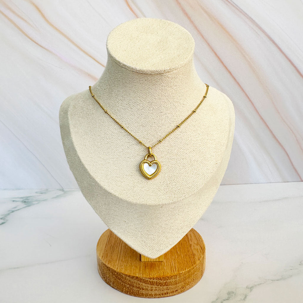 Collar Corazón Queen