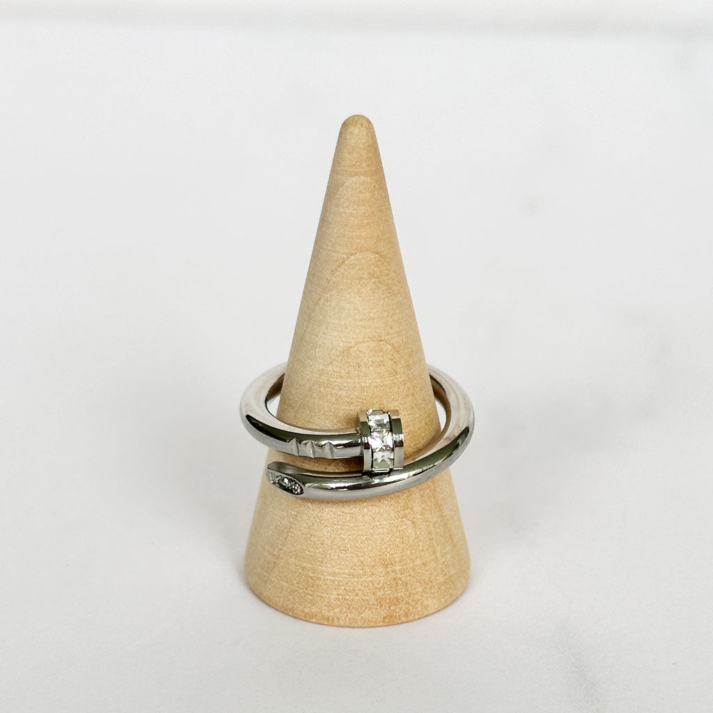 Anillo Clavo